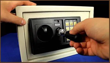 	Great Neck Lock And Key Great Neck, NY 516-743-3116